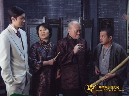 http://www.newswatch247.com/pics/star/pic/54e7fdaeadebc46bb92761ac0bfc4de7.jpg
