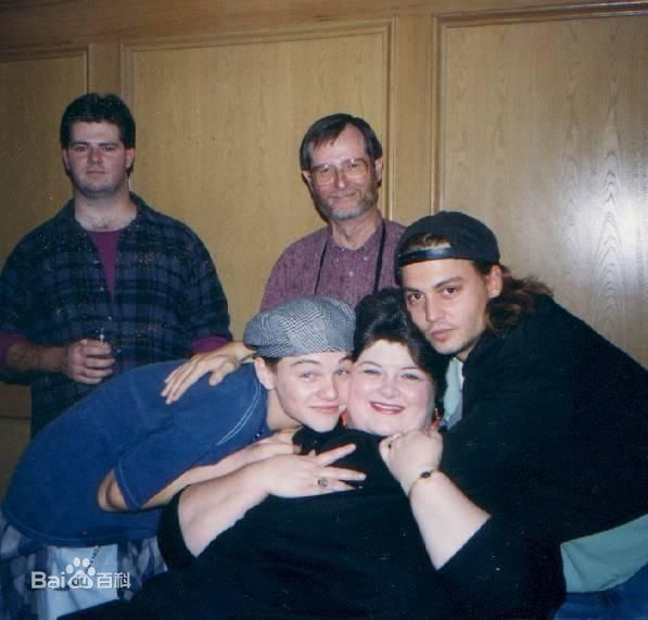http://www.newswatch247.com/pics/star/pic/58b812c3284391087cd4eb19ebd213de.jpg