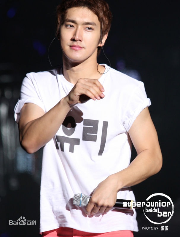 http://www.newswatch247.com/pics/star/pic/5915df8fab60adb70e1246d66a1208db.jpg