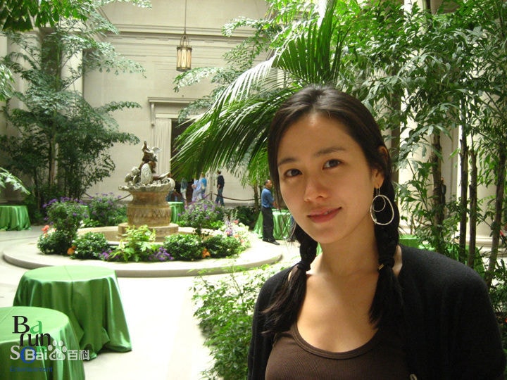 http://www.newswatch247.com/pics/star/pic/5949ddc67002f9b0b550f9b38b713da4.jpg