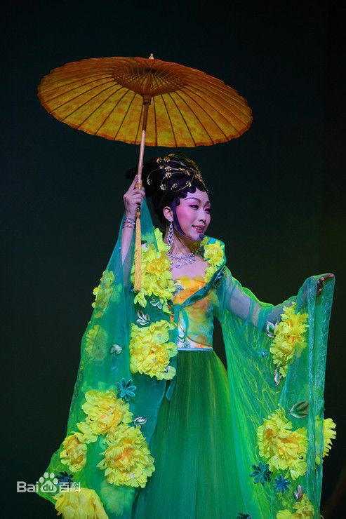 http://www.newswatch247.com/pics/star/pic/5ad5ad6bc858dca2e557eaf25304b7f4.jpg