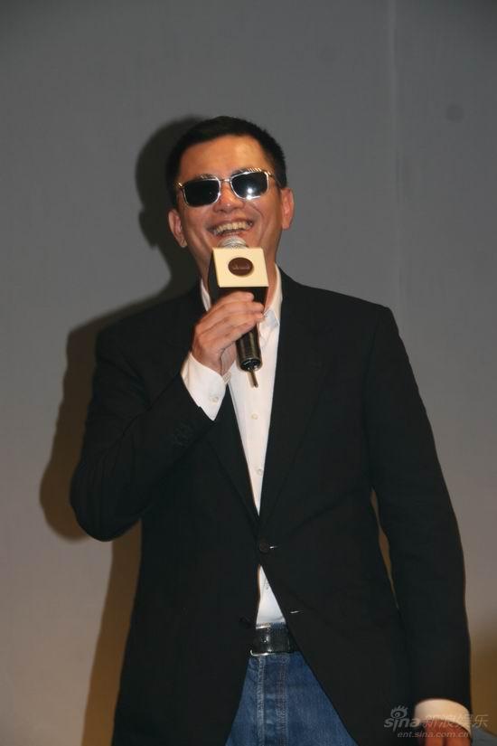 http://www.newswatch247.com/pics/star/pic/5bc60bb0c4105e9981e09fce4e9b20fd.jpg
