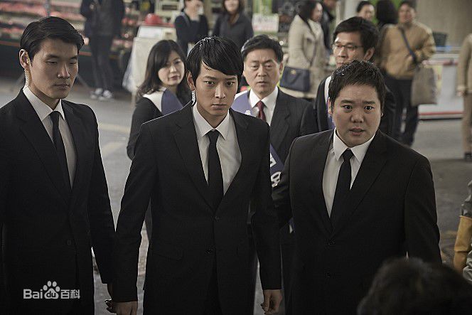 http://www.newswatch247.com/pics/star/pic/5cac877a2bb15d4f0c80689ed75292a0.jpg
