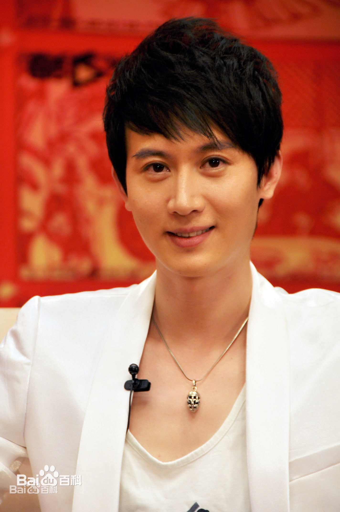 http://www.newswatch247.com/pics/star/pic/5ddef6ca3e235c1f6fb71c70be771f1e.jpg