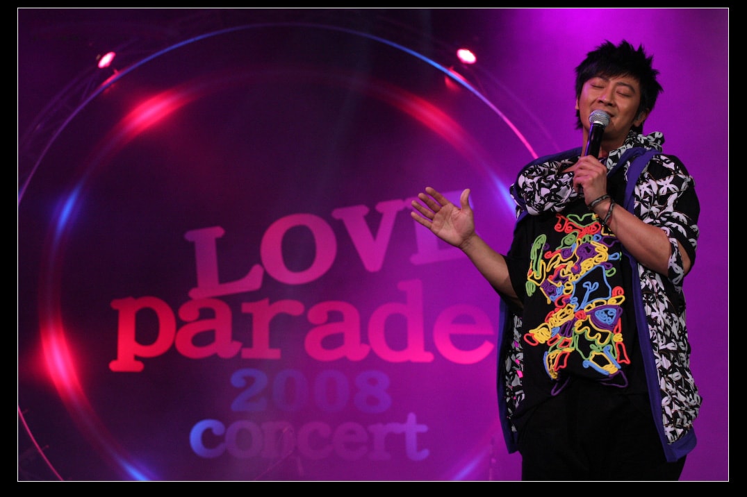 http://www.newswatch247.com/pics/star/pic/5dff92843a8a3d01250bbf92b3ff0e65.jpg