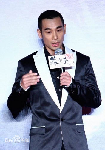 http://www.newswatch247.com/pics/star/pic/5eb72a184aaf8d1e0251523509c44f40.jpg