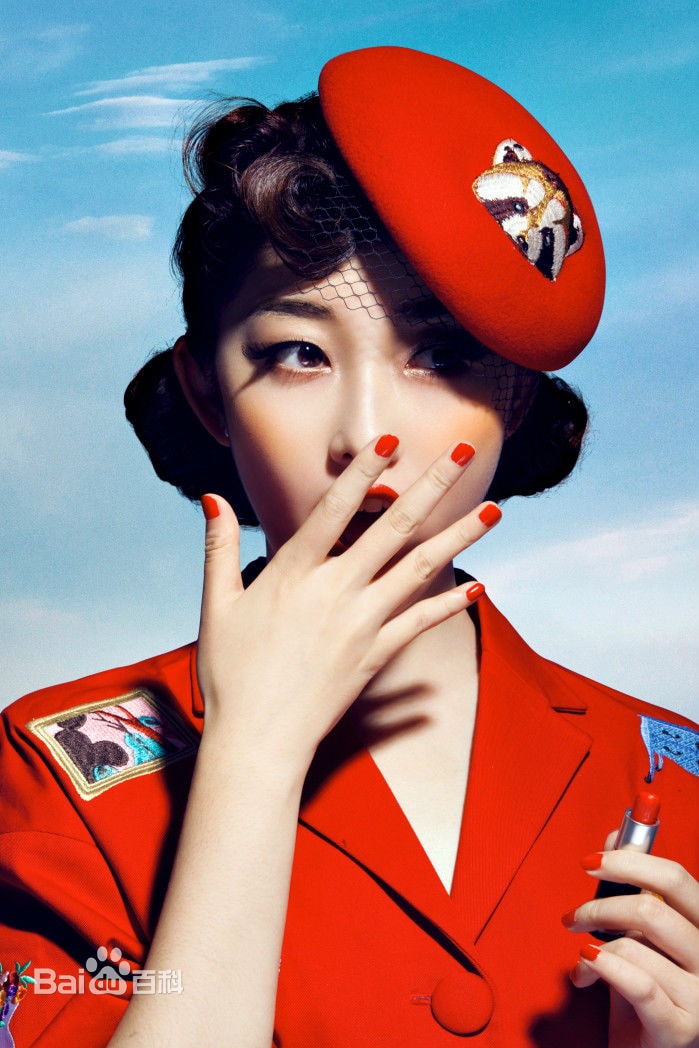 http://www.newswatch247.com/pics/star/pic/5f06b69e4e9e4a50d7d64457eccdbb21.jpg