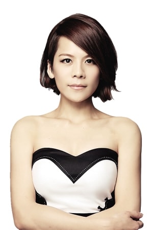 http://www.newswatch247.com/pics/star/pic/5f27f99ff27ae0ad322770a4baff7e04.jpg