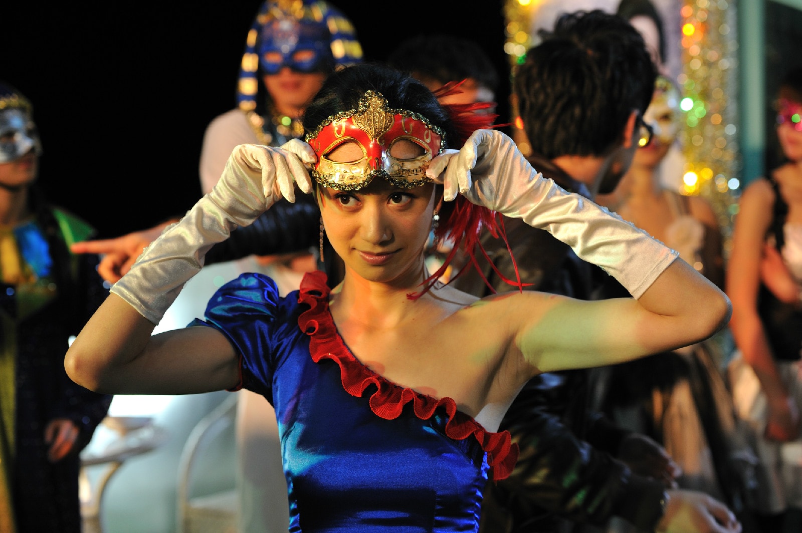 http://www.newswatch247.com/pics/star/pic/5f4651953fc529e6bd0d5d187b1dde30.jpg