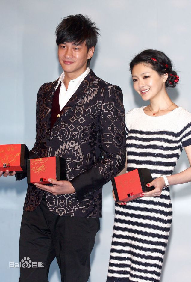 http://www.newswatch247.com/pics/star/pic/5fd325ea39cce6624eb76de480906621.jpg