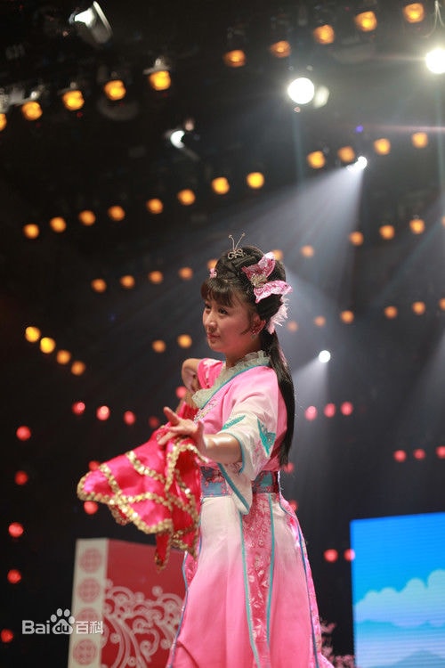 http://www.newswatch247.com/pics/star/pic/6035ccdf32e21e8db1602ab445bb3cd2.jpg