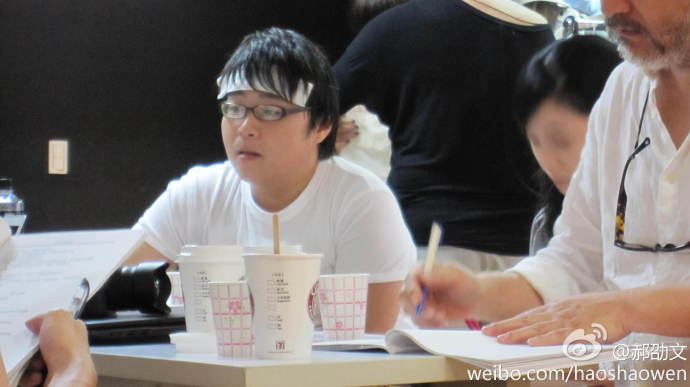 http://www.newswatch247.com/pics/star/pic/612cc4f2cdaed1dba53b57ca8a68c6a9.jpg