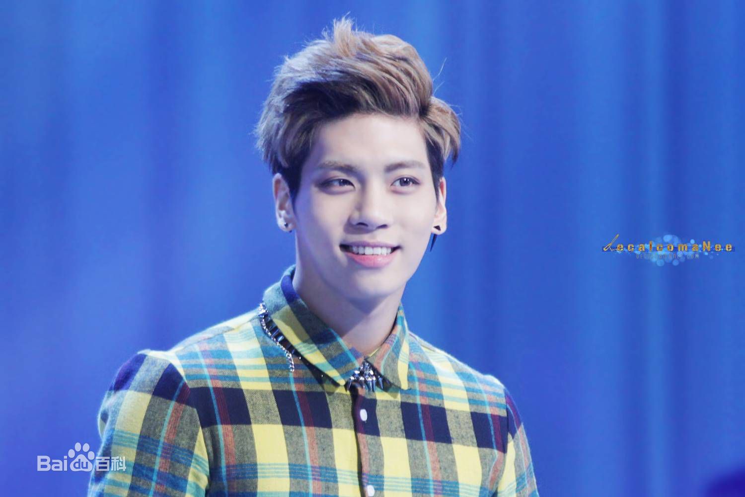 http://www.newswatch247.com/pics/star/pic/616a0570d7ee4ccbb4ef8b1bcd8bacaf.jpg