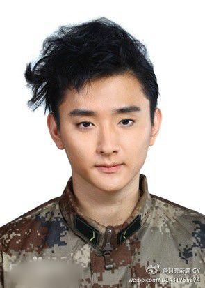 http://www.newswatch247.com/pics/star/pic/61c1ae5229c463709aa52525be72a291.jpg