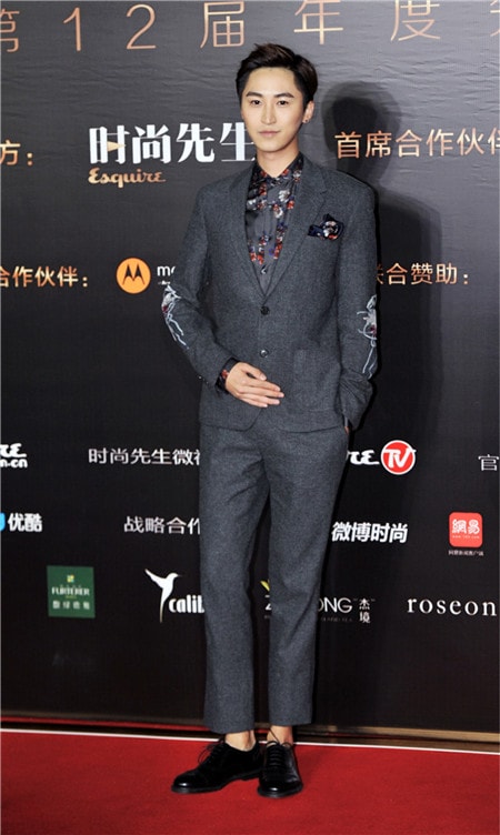 http://www.newswatch247.com/pics/star/pic/6245/720fa50e36190138ff360be66ca8.jpg