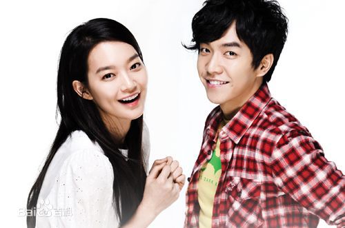 http://www.newswatch247.com/pics/star/pic/62ed19699c51dcd57b769c8cc360426f.jpg