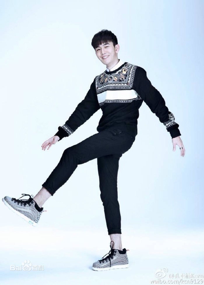 http://www.newswatch247.com/pics/star/pic/639b1a03ce62068d70b279b6e7a23bf2.jpg