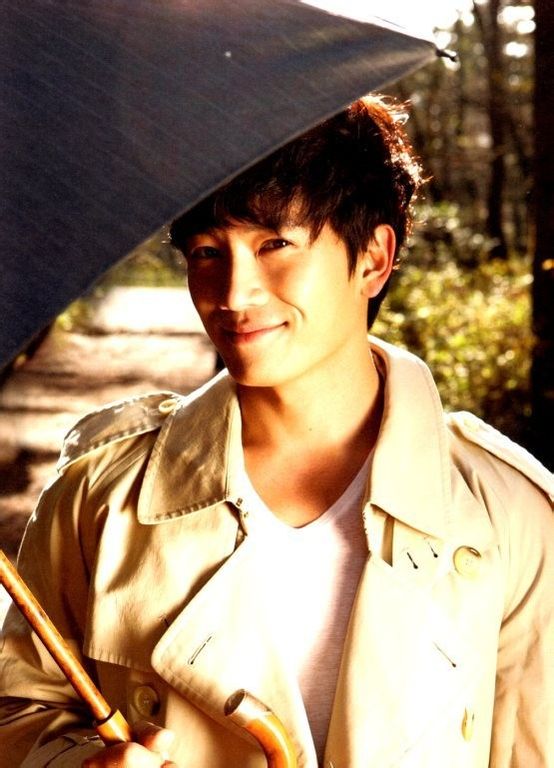 http://www.newswatch247.com/pics/star/pic/640e38beb07a67d82f4a646e8b169868.jpg