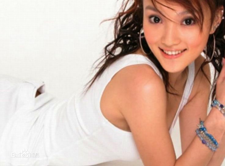 http://www.newswatch247.com/pics/star/pic/647db852386a49319fa5e0da2bb3a78c.jpg