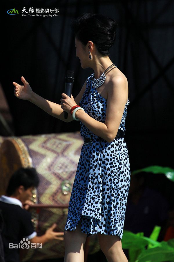 http://www.newswatch247.com/pics/star/pic/64b6b74d6165a410940836a720f9984b.jpg