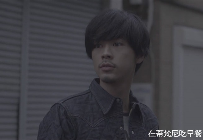 http://www.newswatch247.com/pics/star/pic/64ea/a9877264007dac2c1cb44b297128.jpg