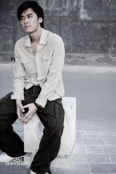 http://www.newswatch247.com/pics/star/pic/6515852115ad466cdead40e77e407db0.jpg