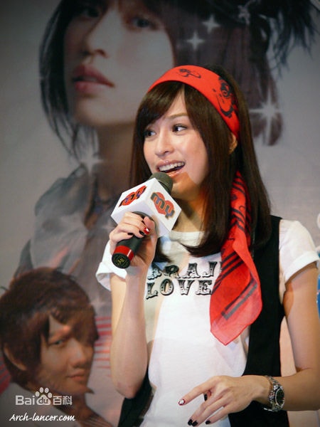 http://www.newswatch247.com/pics/star/pic/657cf946bed9988b4039a1198dedd950.jpg