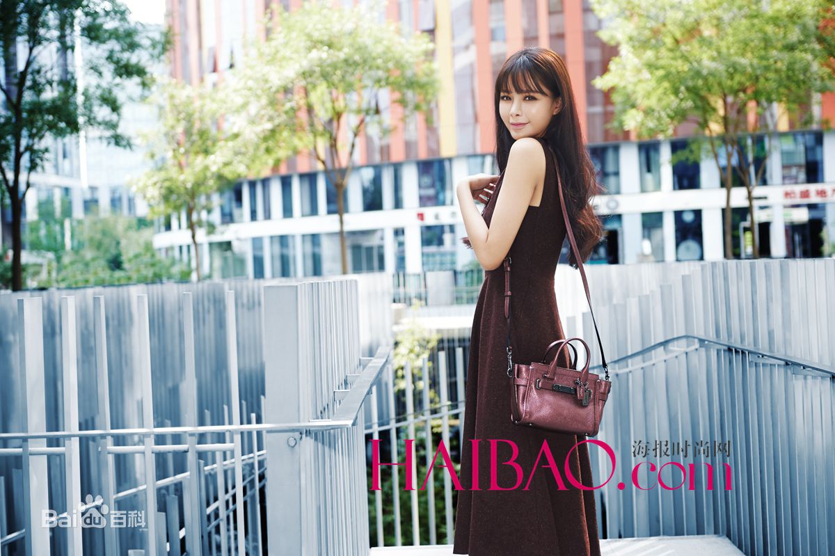 http://www.newswatch247.com/pics/star/pic/65ffba9cdf85096f7455d0c26e299318.jpg