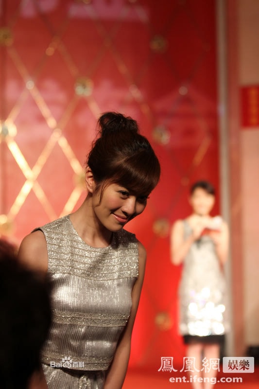 http://www.newswatch247.com/pics/star/pic/661a221ad590cd8d5a74604079c438f6.jpg