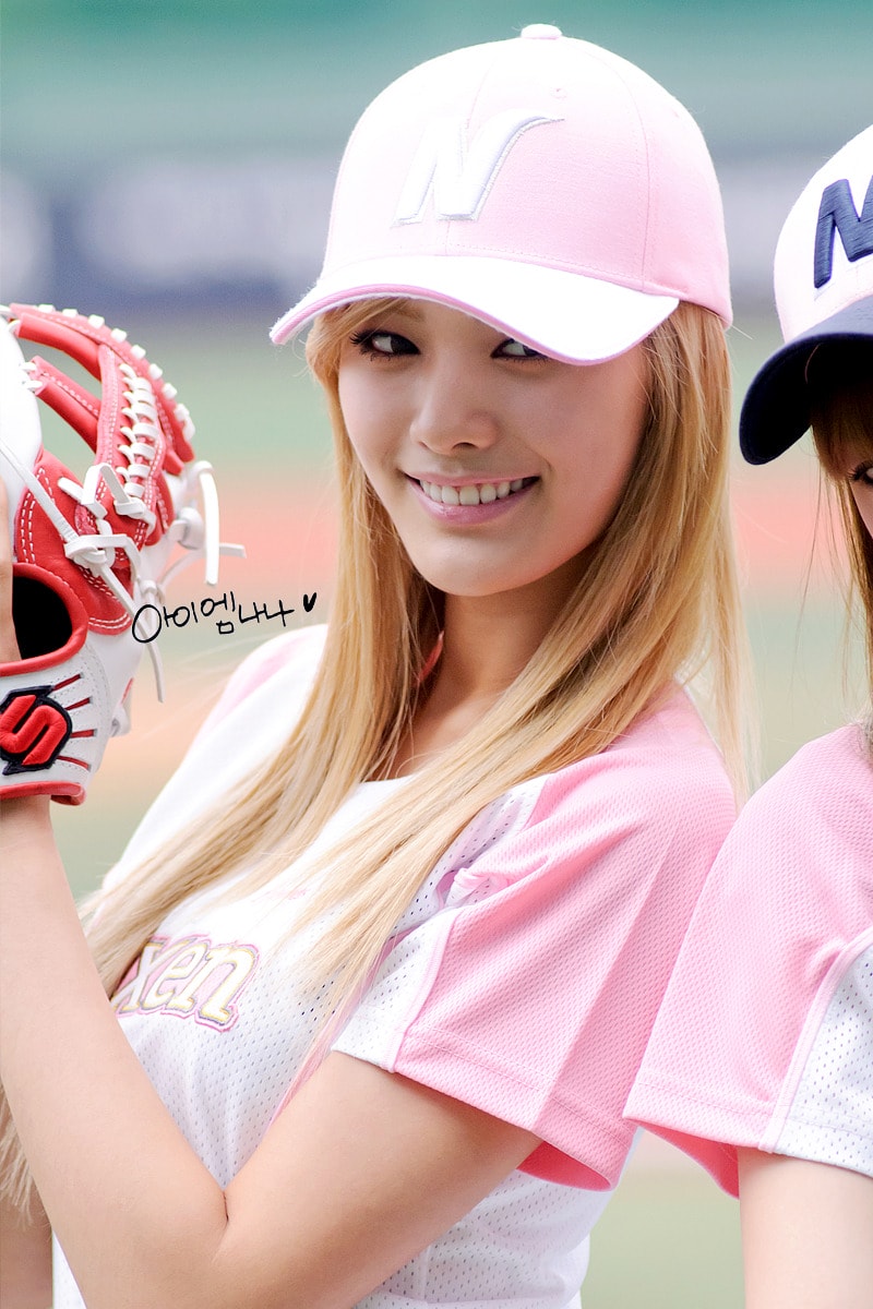 http://www.newswatch247.com/pics/star/pic/662d739b856671ae4f7537a4b70582bb.jpg