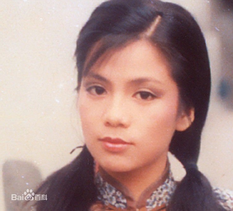 http://www.newswatch247.com/pics/star/pic/673bff4a3fe7fc34302971fde8d5cff5.jpg