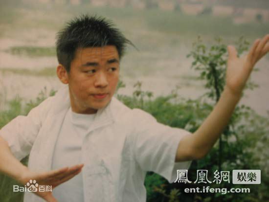 http://www.newswatch247.com/pics/star/pic/677ee685524294a0e3e06b268dc877ed.jpg