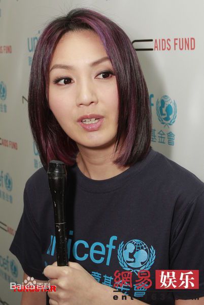 http://www.newswatch247.com/pics/star/pic/68050f1d4f06b02964336c3175e00ab3.jpg