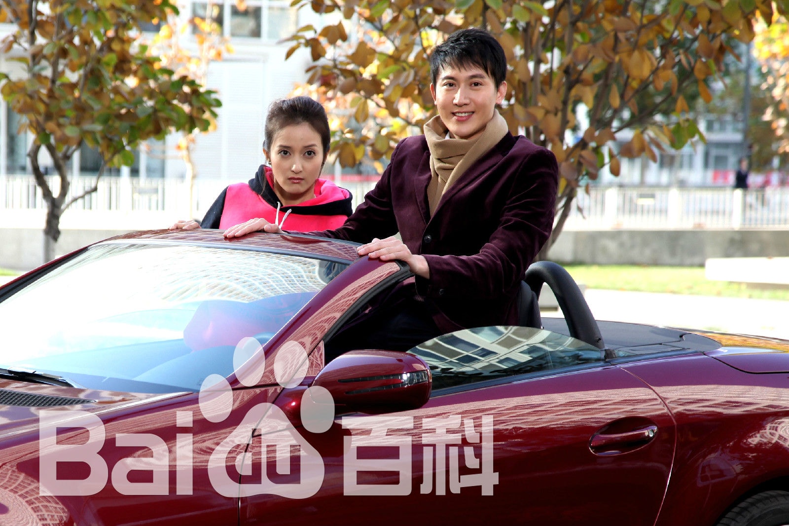 http://www.newswatch247.com/pics/star/pic/695e84a6c70496b029bba92d4fe2fb9a.jpg