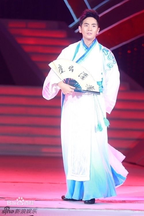 http://www.newswatch247.com/pics/star/pic/6a17dd987217ed584bdb997b08a80b9d.jpg