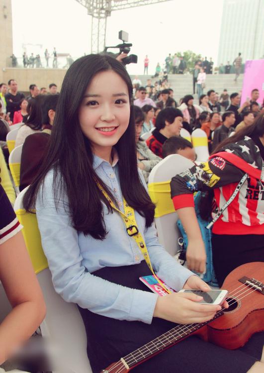 http://www.newswatch247.com/pics/star/pic/6ab0bc3f38d66b5d4194d71af5585d0f.jpg