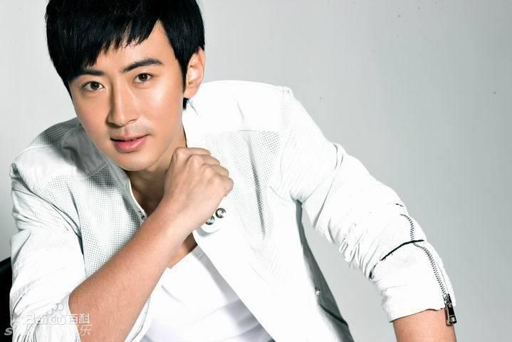 http://www.newswatch247.com/pics/star/pic/6abaa4c9409981be3e57c2443ee5d376.jpg