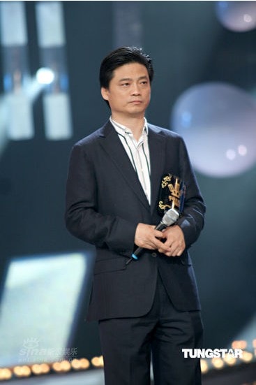 http://www.newswatch247.com/pics/star/pic/6ae623d12b37dc592dac9e120e21360f.jpg