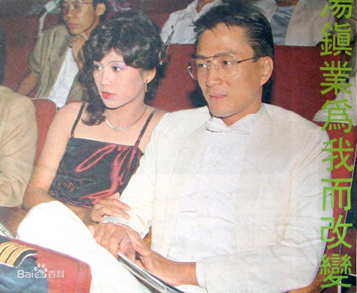 http://www.newswatch247.com/pics/star/pic/6b872f30beb73e1101912e6b83dedf27.jpg