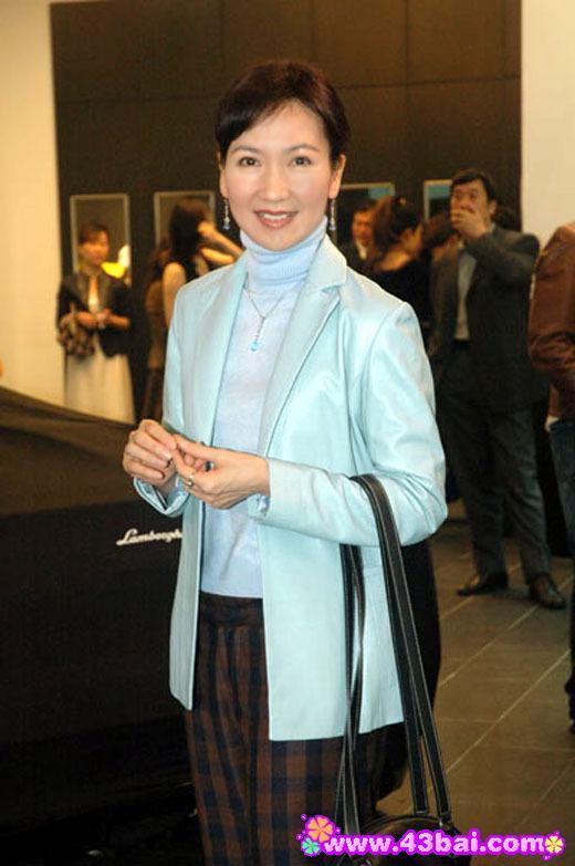 http://www.newswatch247.com/pics/star/pic/6bcd0fdc8c37a46b9881edc21ee1e898.jpg
