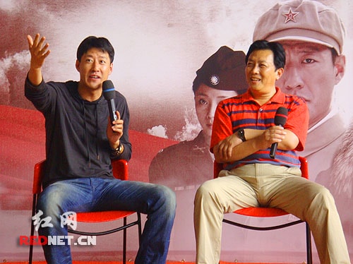 http://www.newswatch247.com/pics/star/pic/6c07cc2ff2e3d7642647e4aa6cc78bb8.jpg
