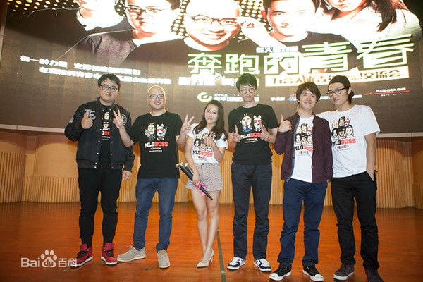 http://www.newswatch247.com/pics/star/pic/6d3ad888c53a0f3dfab3f82b83f00aed.jpg