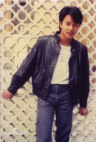 http://www.newswatch247.com/pics/star/pic/6d5f598dded98ab7da2c732ca11e22ed.jpg
