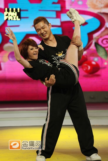 http://www.newswatch247.com/pics/star/pic/6f40470a664dc0a1d5962ee44f48f386.jpg