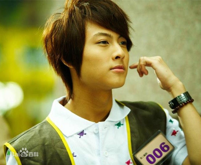 http://www.newswatch247.com/pics/star/pic/70fbb1537c9fb27595ea80c39134809f.jpg