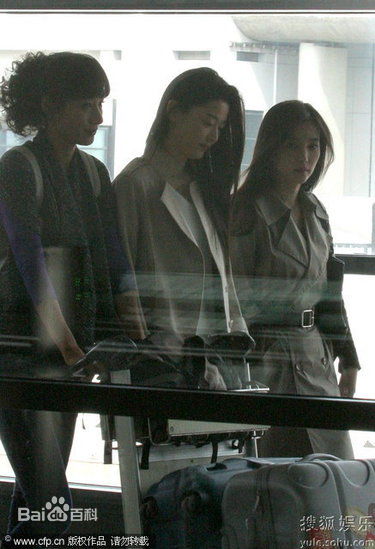 http://www.newswatch247.com/pics/star/pic/726051a798009dc83720003dec612cac.jpg