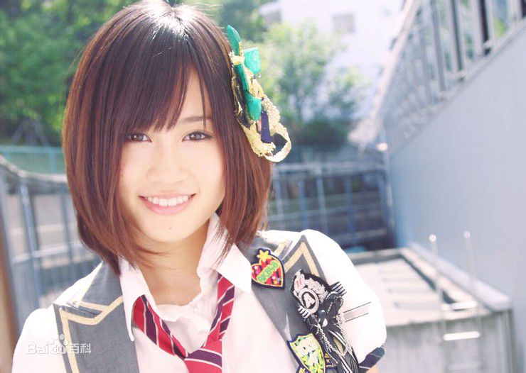 http://www.newswatch247.com/pics/star/pic/72f71fe55a5fa09ca68cee64587523a8.jpg