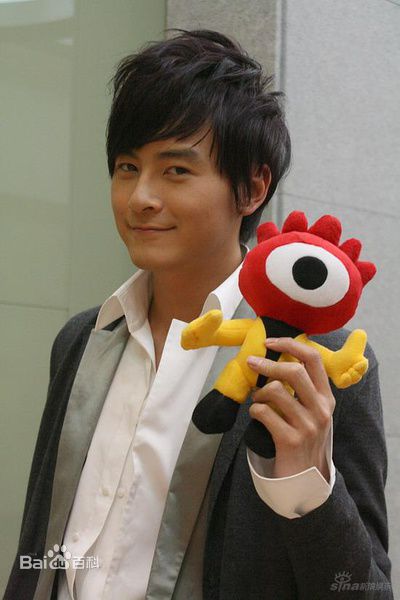 http://www.newswatch247.com/pics/star/pic/7389eee614d30aab954fe9fd9c8dae83.jpg