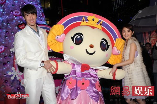 http://www.newswatch247.com/pics/star/pic/73ce741eb69d7b02c68327a1a8c12f76.jpg