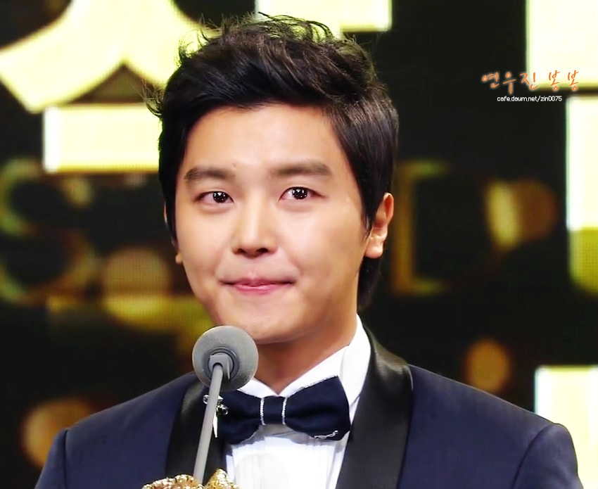 http://www.newswatch247.com/pics/star/pic/741944cb50ec1d397cea9dcb46f495f3.jpg